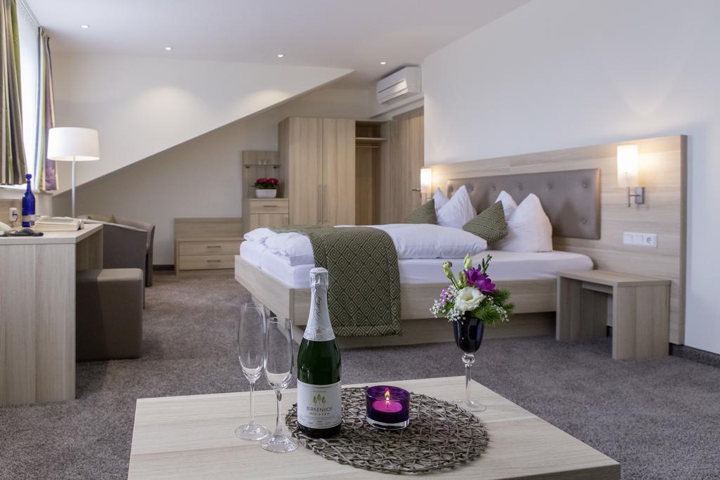 Hotel-Restaurant Birkenhof Бад-Зоден-Зальмюнстер Экстерьер фото
